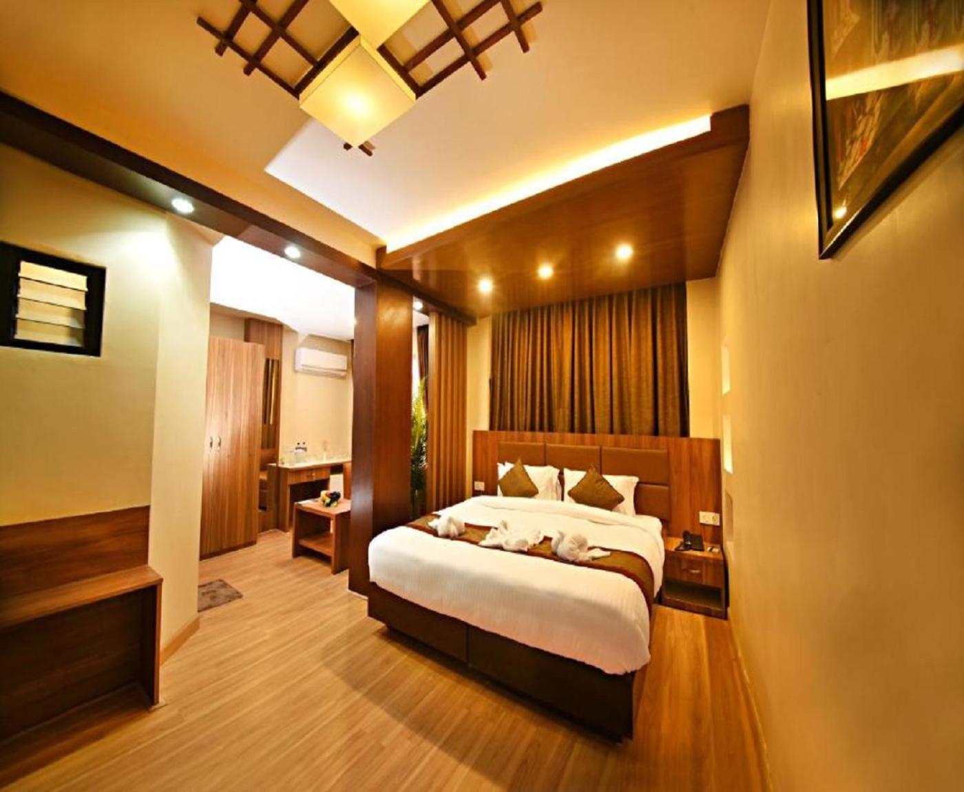 Hotel Aela Grand Near Delhi Airport By La Casa Új-Delhi Kültér fotó