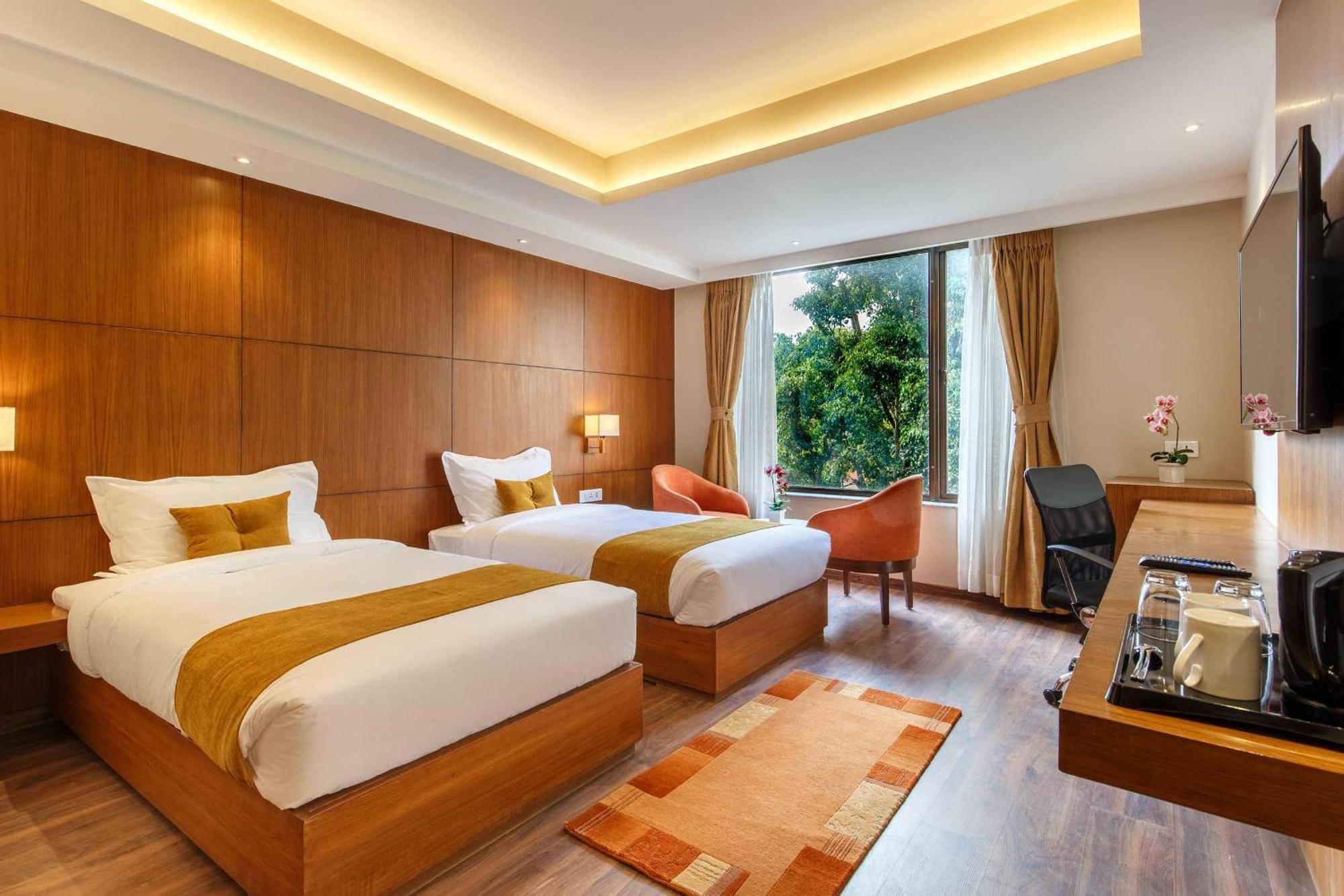 Hotel Aela Grand Near Delhi Airport By La Casa Új-Delhi Kültér fotó